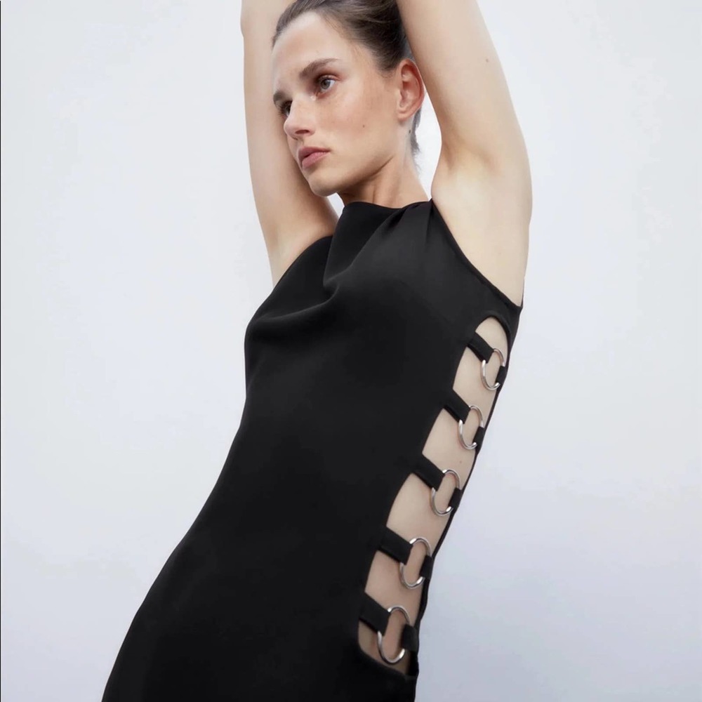 ZARA SIDE RING DRESS BLACK - Picture 2 of 10